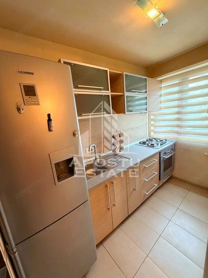 Apartament cu 3 camere decomandat în Take Ionescu