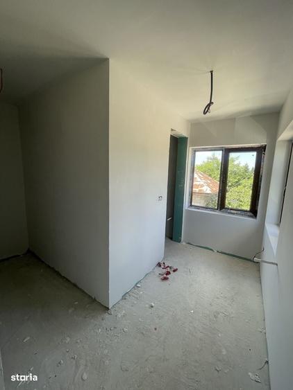 Casă cu 4 camere în Vârteju