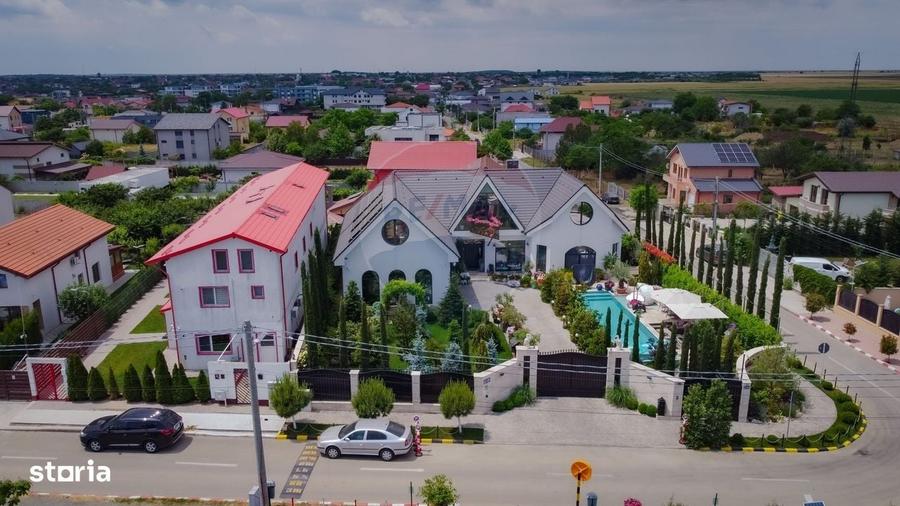 Casă cu 4 camere în Cumpăna
