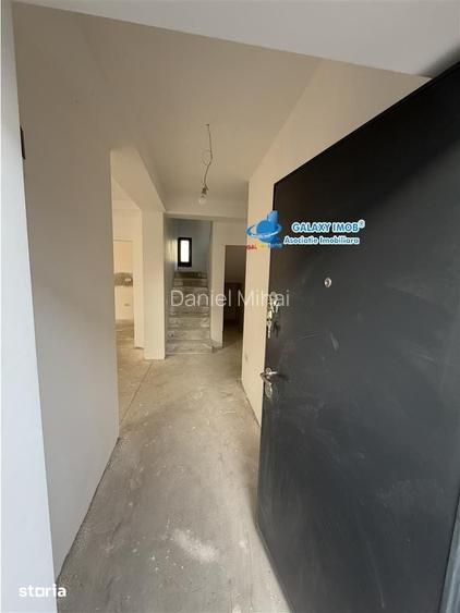 Casa individuala 5 cam-3 bai-Incalzire pardoseala-Strada asfaltata-STB