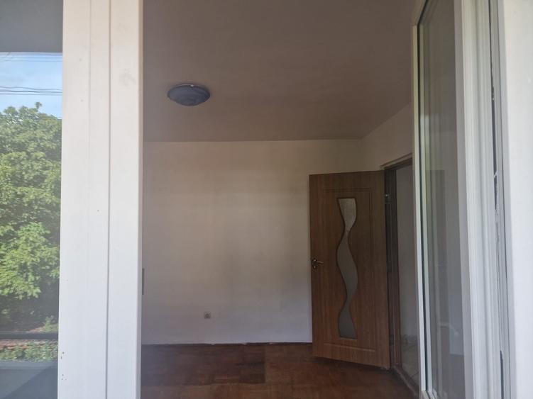 Apartament cu 2 camere decomandat în Mărăței