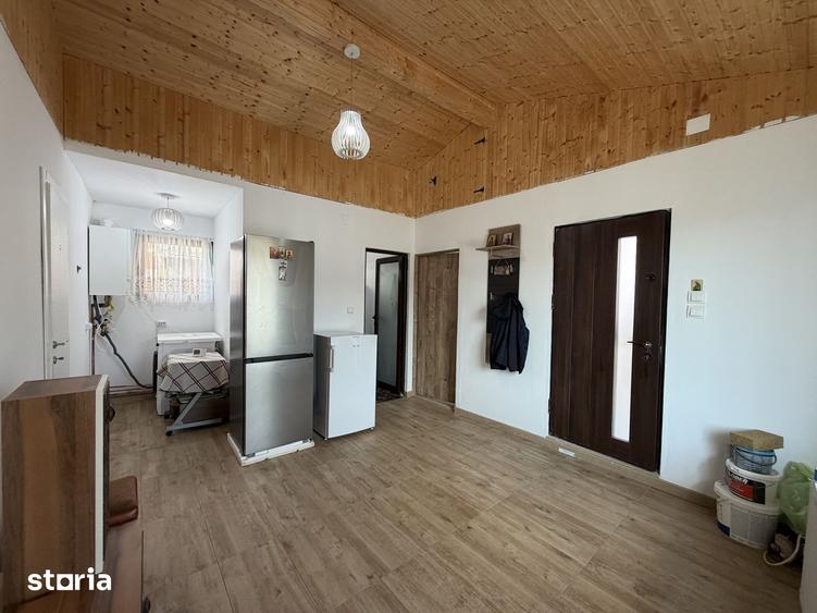 Casă cu 1 camere cu Teren 502 Mp în Mioveni