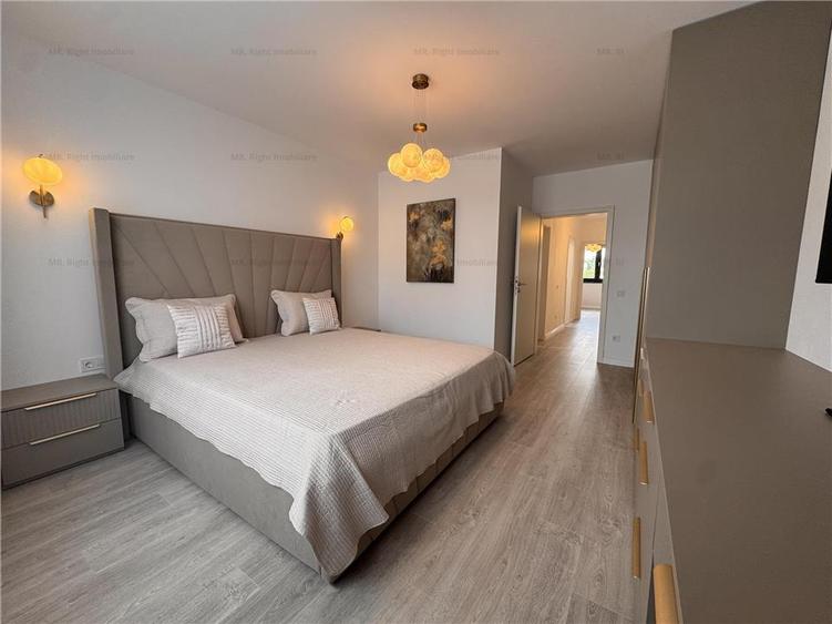 Duplex cu 3 camere cu Canalizare în Sânpetru