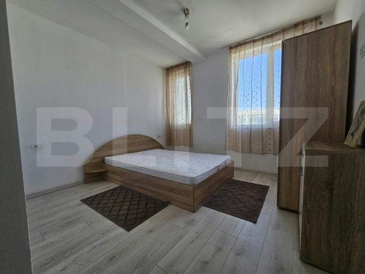 Apartament cu 3 camere decomandat, mobilat în Dumbrăvița