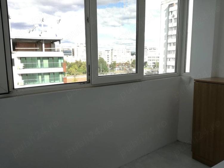 Apartament cu 3 camere decomandat în Podu Roș