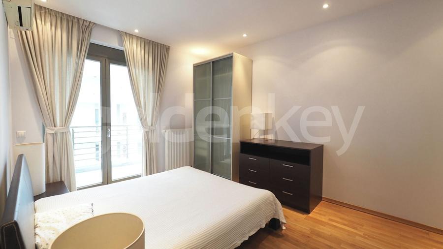 Duplex cu 6 camere cu Canalizare în Băneasa