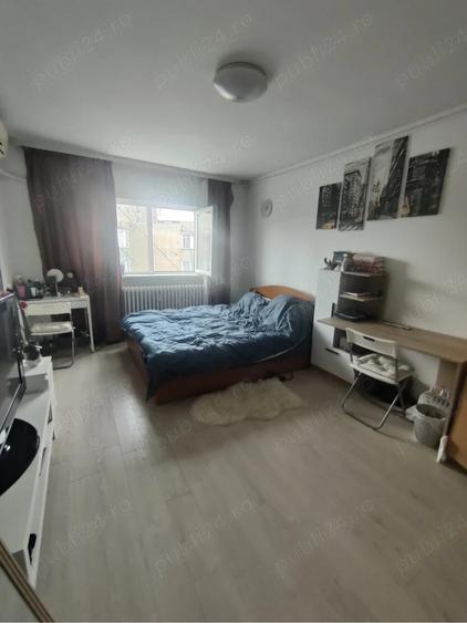 Garsonieră decomandată în Timpuri Noi