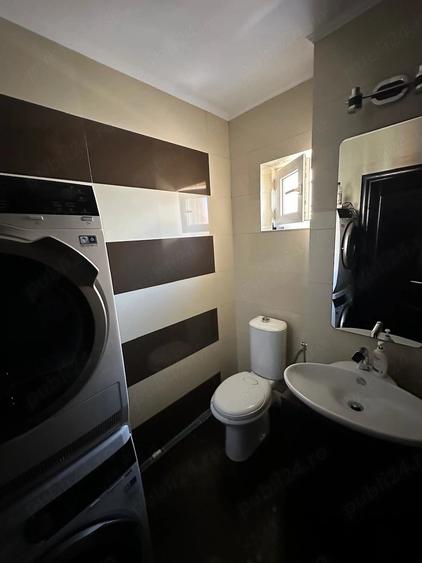 Apartament cu 3 camere decomandat în Lujerului