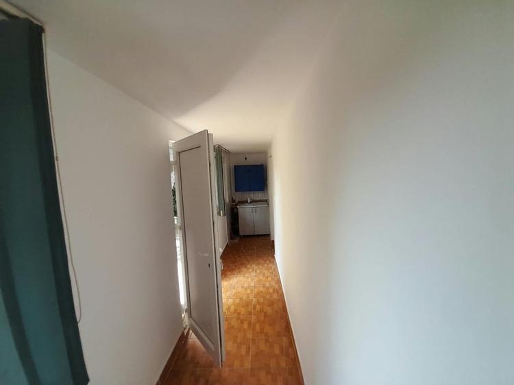 Casă individuală cu 4 camere cu Canalizare în Viișoara