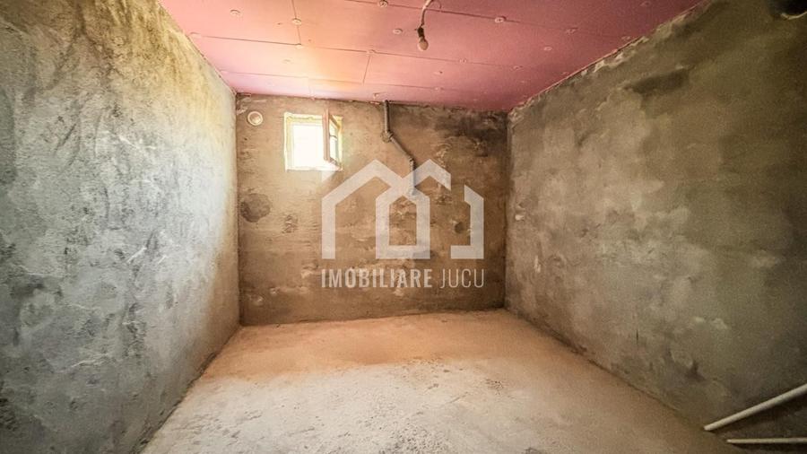 Casă individuală cu 3 camere cu Canalizare în Jucu de Mijloc