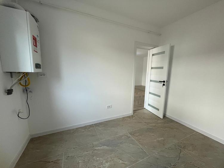 Apartament cu 3 camere decomandat în Păcurari