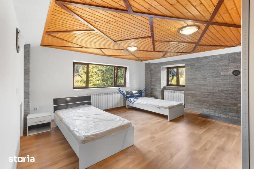 Casă cu 6 camere cu Teren 3677 Mp în Central