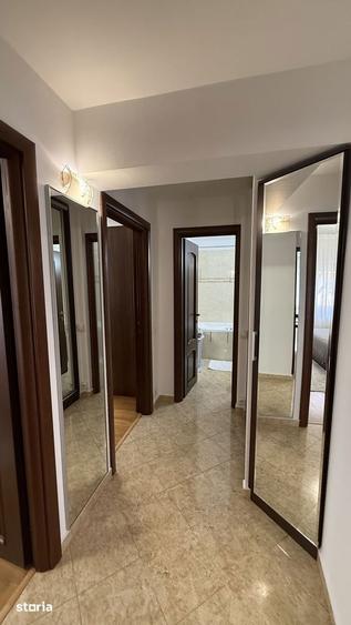 Apartament cu 3 camere, mobilat în Rahova