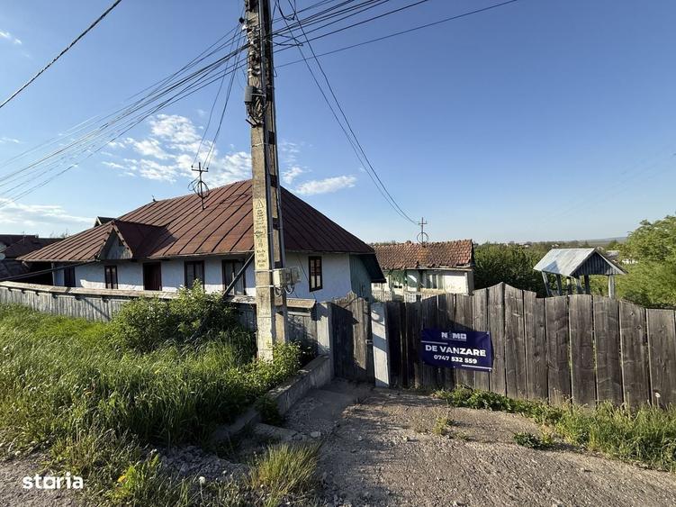 Casă cu 3 camere cu Teren 3200 Mp în Brusturi