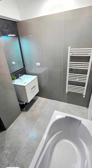 Apartament cu 2 camere decomandat în Cug