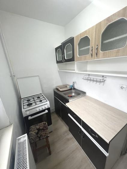 Garsonieră decomandată, Centru - 5