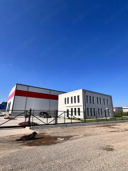 Spațiu comercial, de 140 mp, în Uricani
