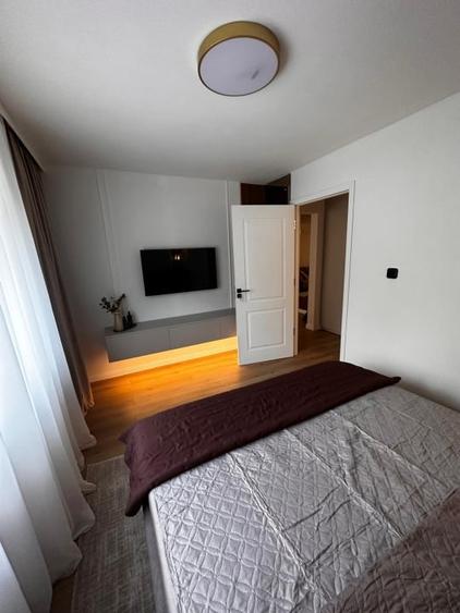 Apartament cu 2 camere semidecomandat în Rovine