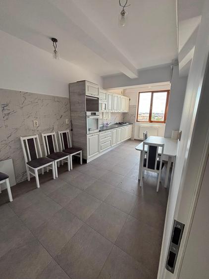 Apartament cu 2 camere decomandat în Prelungirea Ghencea