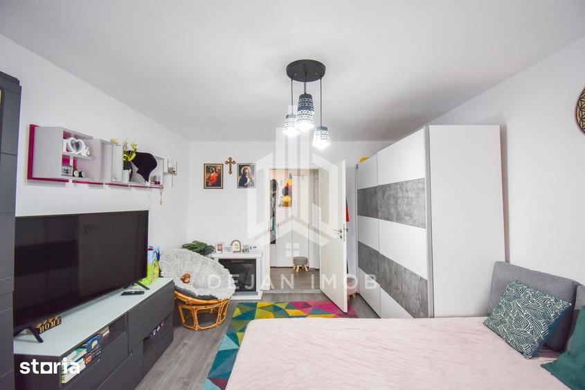 Apartament cu 2 camere decomandat în Lenin