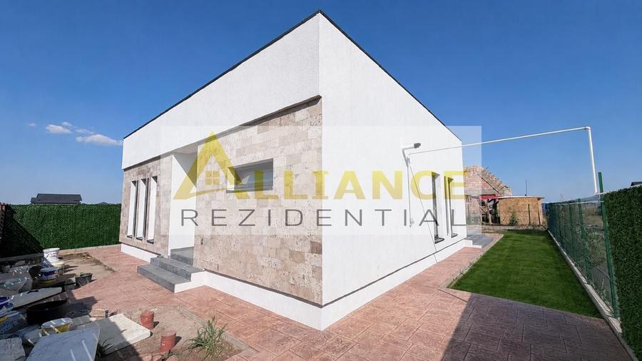 Casă individuală cu 3 camere cu Canalizare în Berceni