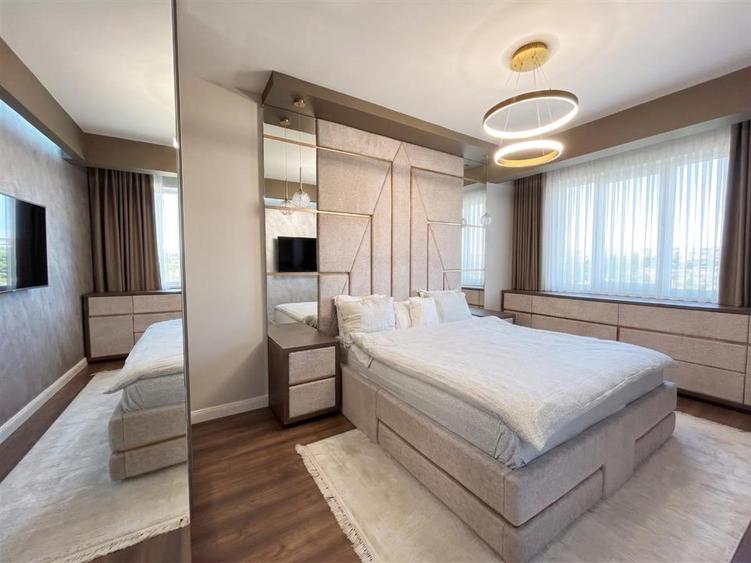 Apartament cu 3 camere decomandat, mobilat în Burdujeni