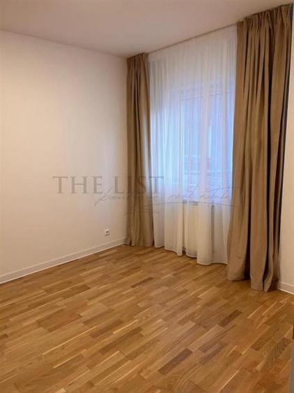 Apartament cu 4 camere decomandat, mobilat în Pipera