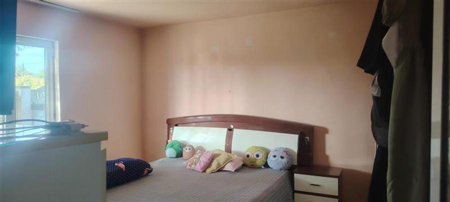 Casă individuală cu 4 camere cu Teren 432 Mp în Lipănești