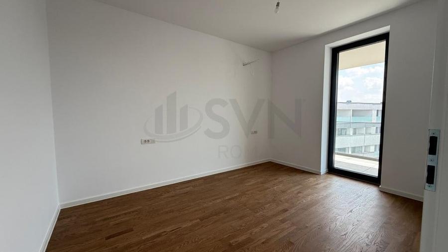 Apartament cu 3 camere semidecomandat în Nord