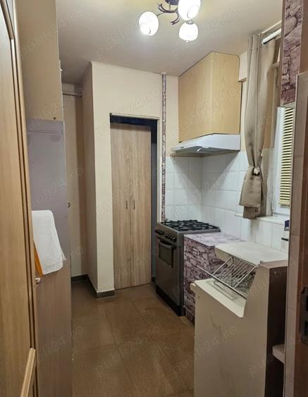 Apartament cu 2 camere decomandat în Berceni