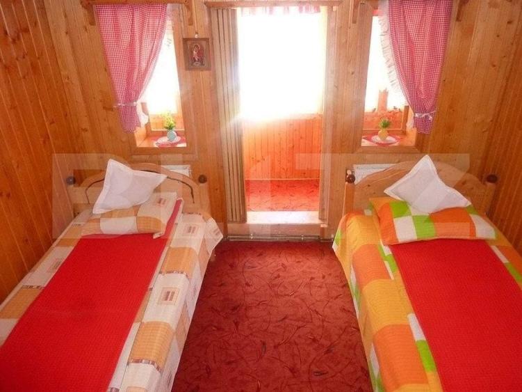 Casă individuală cu 7 camere cu Garaj în Vatra Dornei