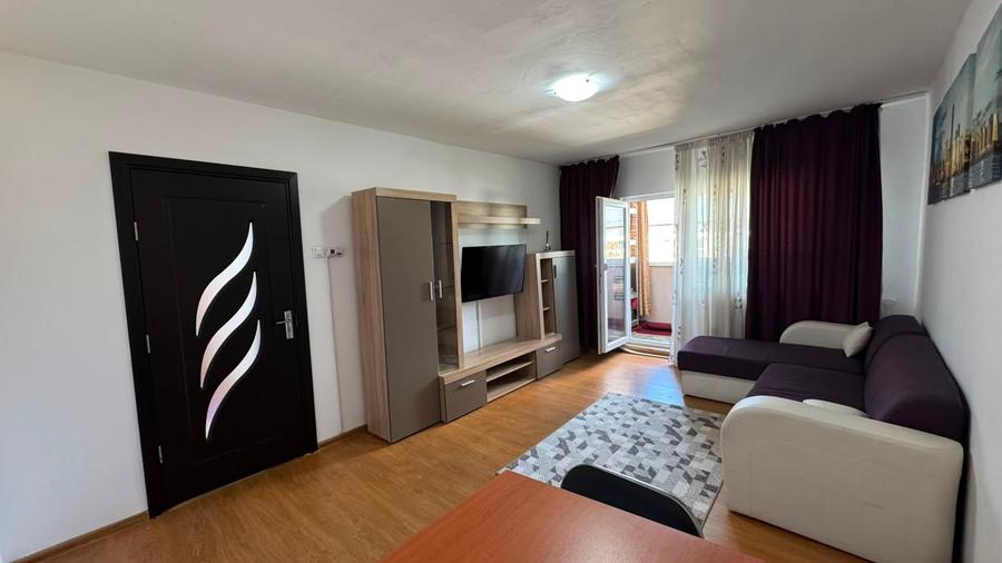 Apartament cu 2 camere decomandat în Mioriței