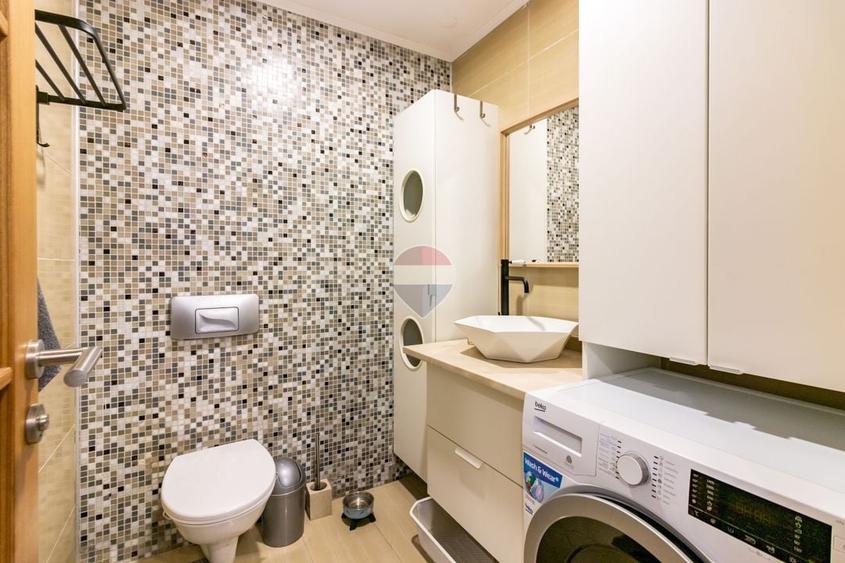 Apartament cu 3 camere semidecomandat, mobilat în Ștefăneștii de Jos