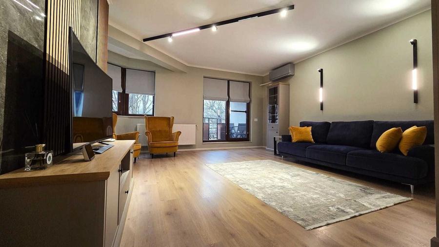 Apartament cu 2 camere decomandat, mobilat în Herăstrău — fotografia 2