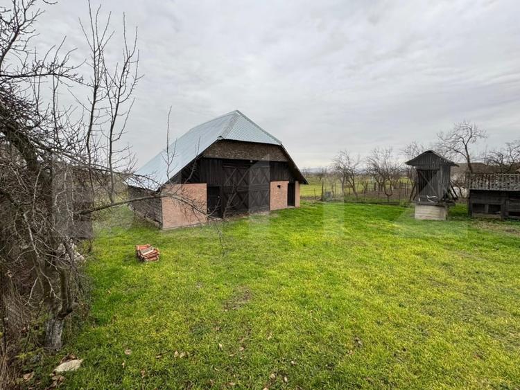 Casă individuală cu 3 camere cu Teren 2050 Mp în Exterior Est