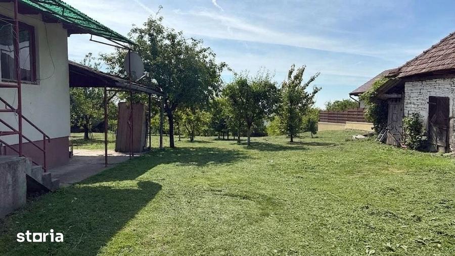 Casă cu 2 camere cu Teren 770 Mp în Aiton
