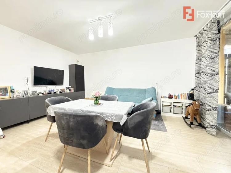 Apartament cu 2 camere semidecomandat, mobilat în Dumbrăvița
