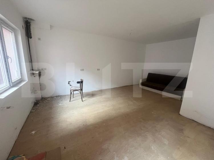 Apartament cu 2 camere semidecomandat în Decebal — fotografia 3