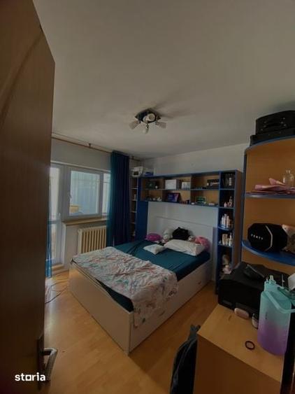 Apartament cu 3 camere în Militari