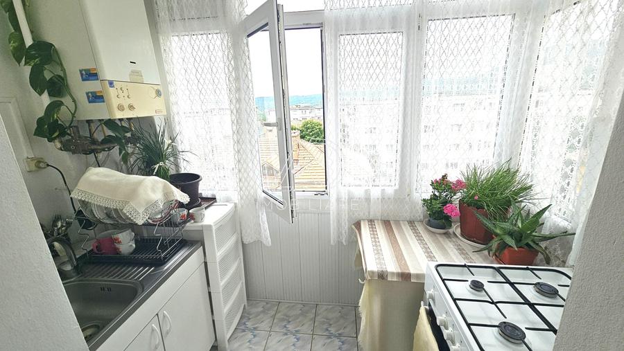 Apartament cu 2 camere decomandat în Central