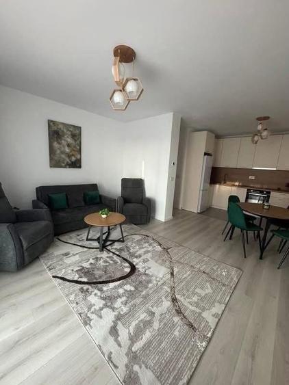 Apartament cu 2 camere decomandat în Exterior Vest