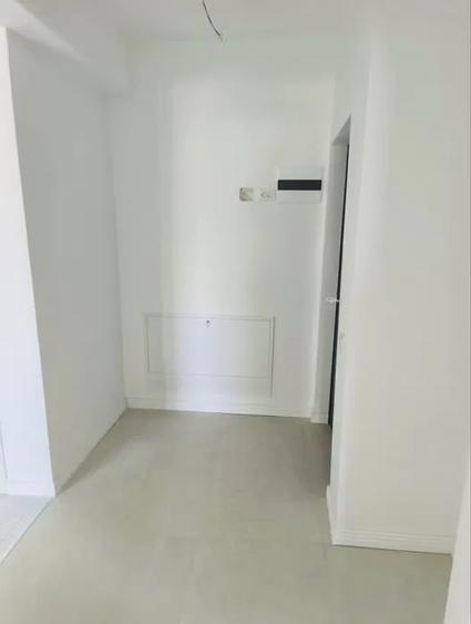 Apartament cu 2 camere semidecomandat în Vișani