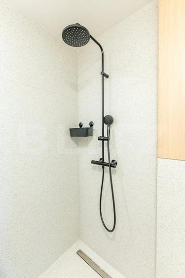 Apartament 3 camere, 95mp, 2 parcari, terasa, zona UMF - 19