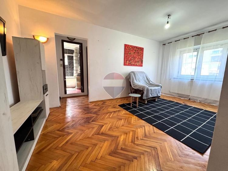 Apartament cu 3 camere de închiriat zona Piata Decebal - 4