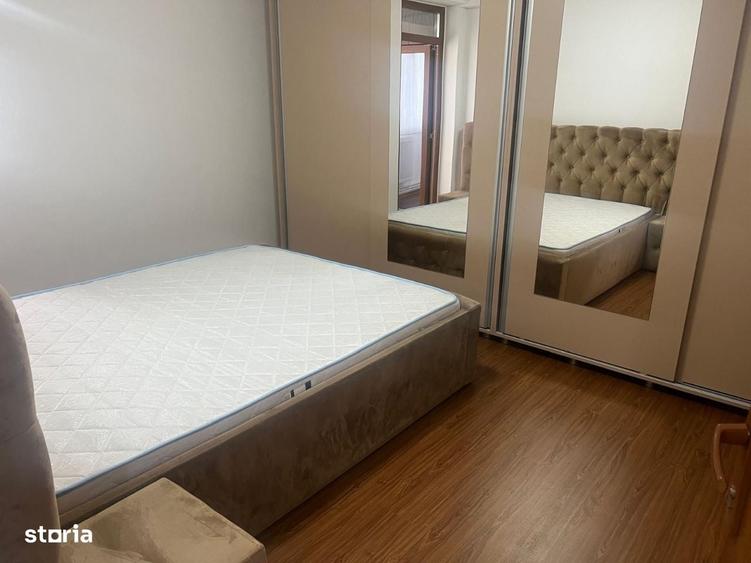Apartament cu 3 camere decomandat în Micro 3