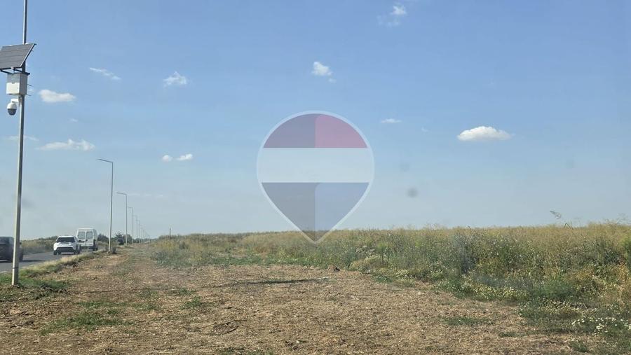 Teren Construcții intravilan de 26676 mp, în Tunari