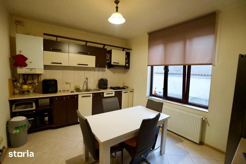 Casă cu 4 camere cu Teren 505 Mp în Brestei