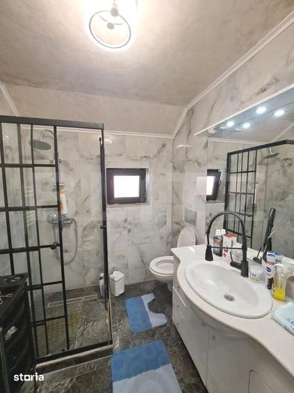 Casă cu 3 camere cu Canalizare în Central
