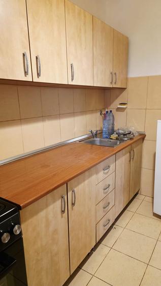 Apartament cu 3 camere decomandat în Drumul Taberei