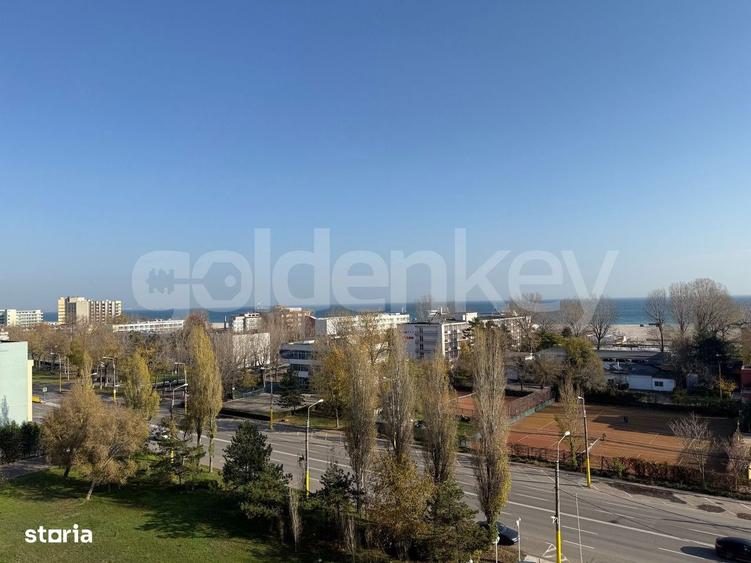 Apartament spatios cu vedere catre mare - 12